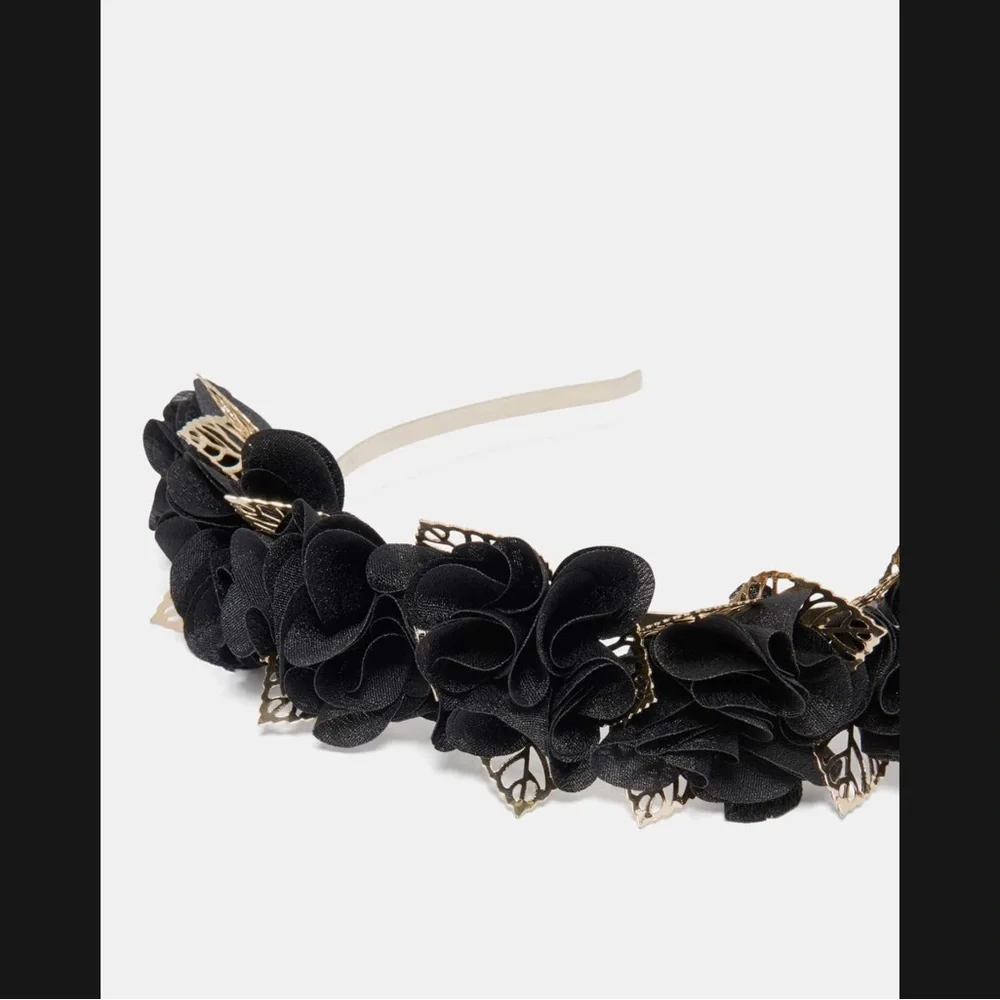 Flower Bud- metal fascinator - Picture 3 of 3